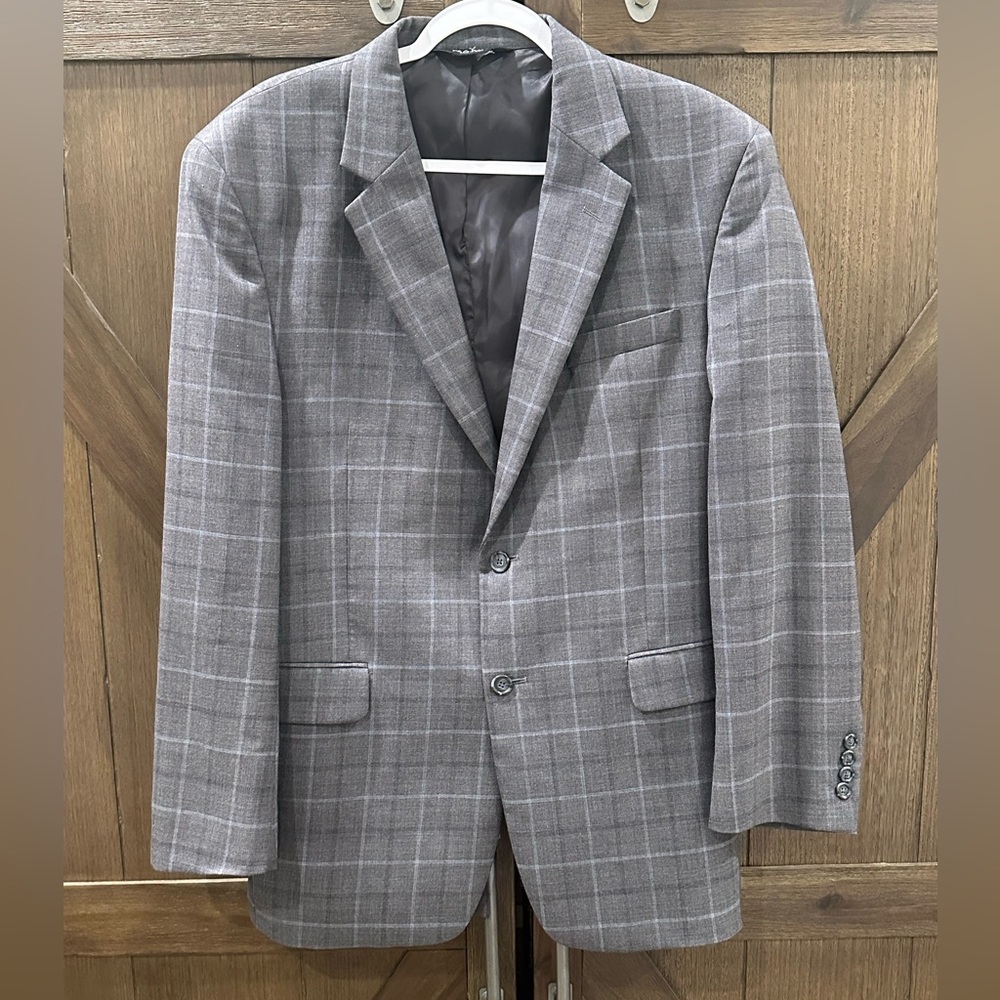 Jos A Bank Blazer 42R Gray Plaid 100% Wool Windowpane Check Excellent Condition